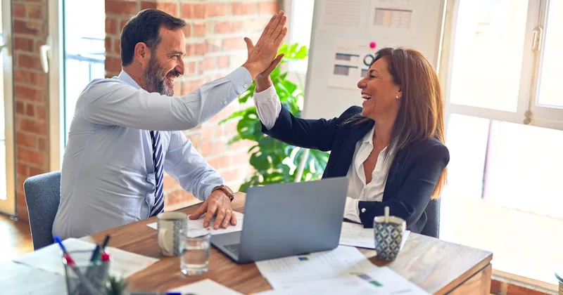 Ecommerce operators deciding between an enterprise AI support program and a storefront chat-plus-phone agent